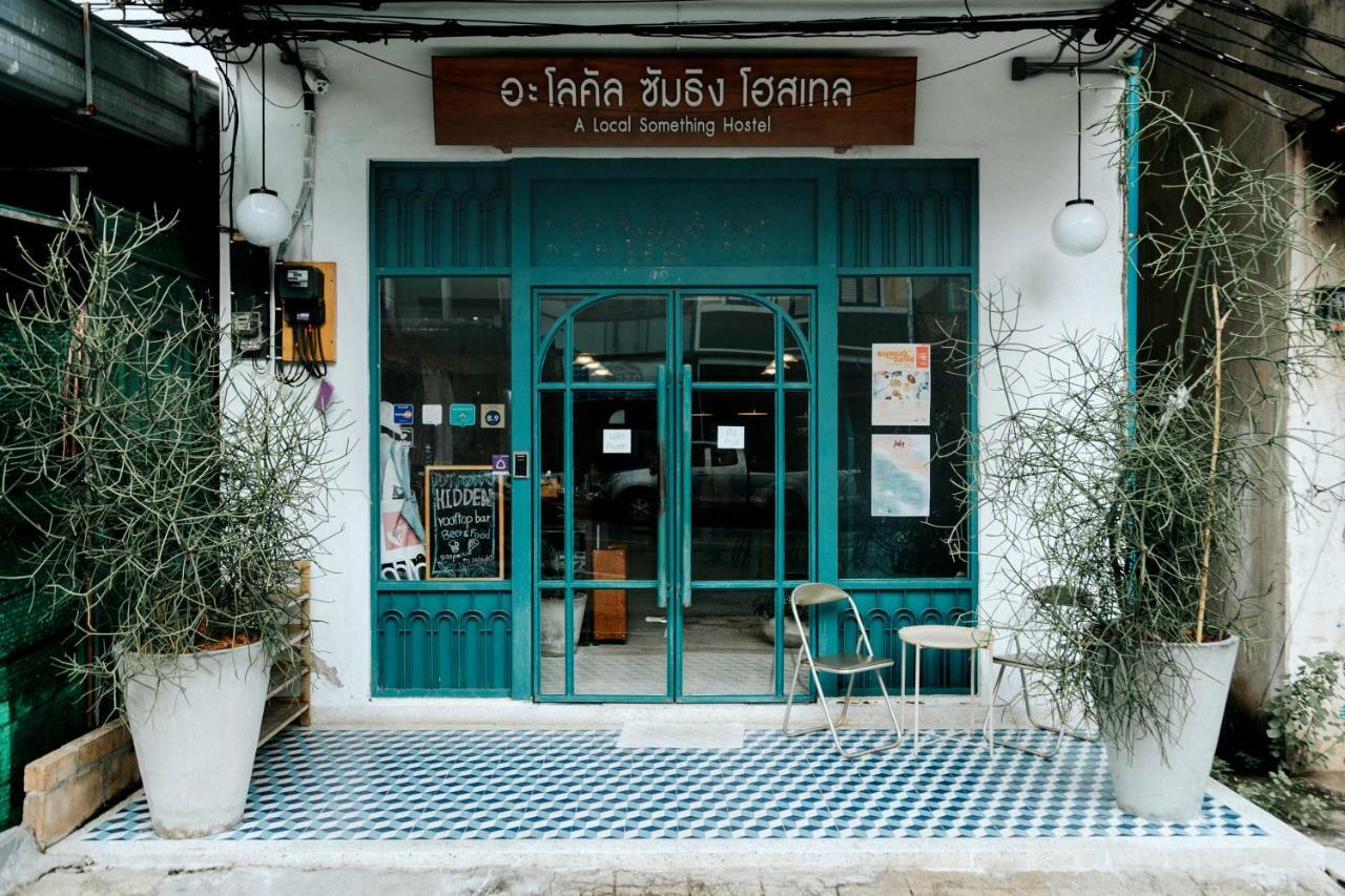 A Local Something Hostel Trang Exteriér fotografie